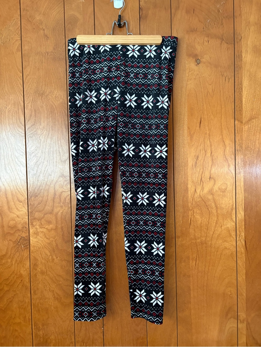 No Boundaries Black Fair Isle Leggings with White and Red Pattern
